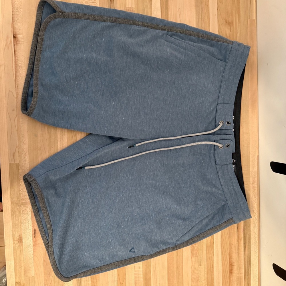 Vissla Men's L Blue Upcycled Poly Stretch‎ Lounge Casual Shorts